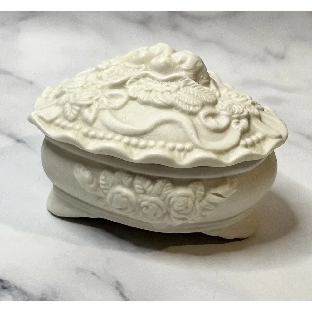 Vintage White Porcelain Bisque Cherub Angel Heart Roses Trinket Vanity Box